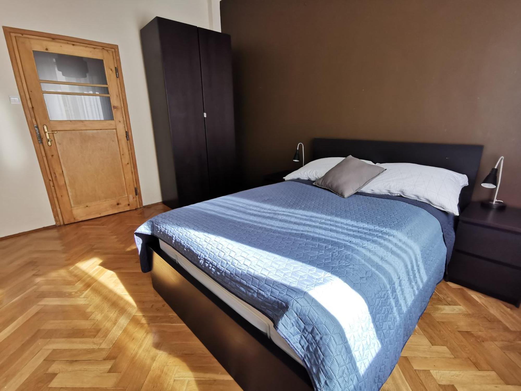 Cozy Spacious Apartment With Balcony Cracovie Extérieur photo